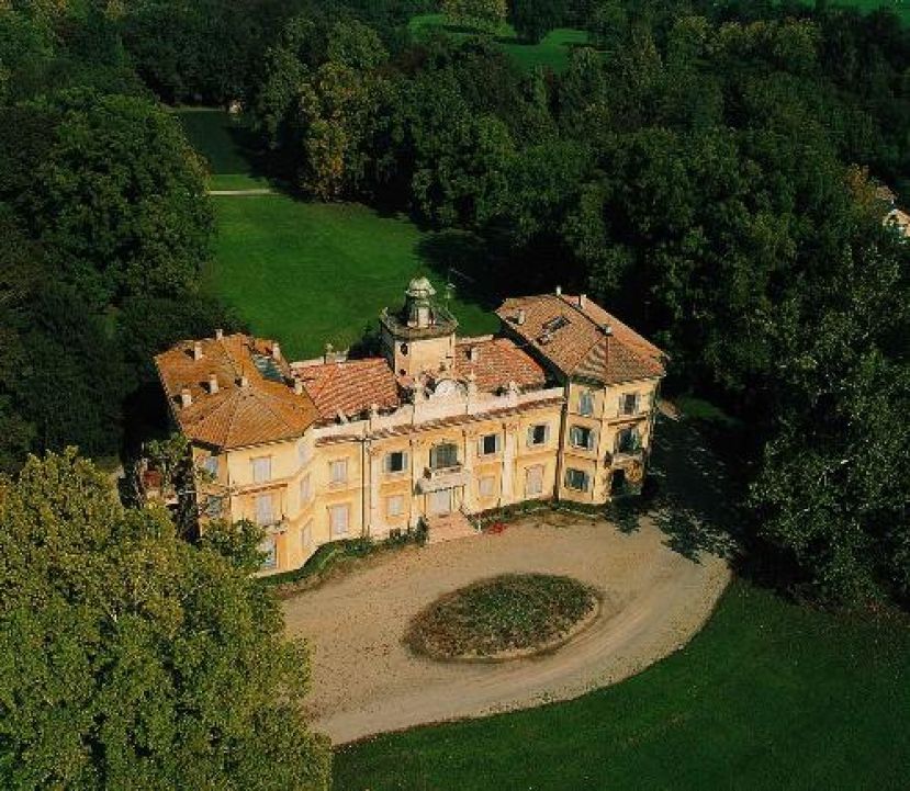 Alla scoperta di Villa Spalletti, gioiello dell’eclettismo lombardo in terra d’Emilia